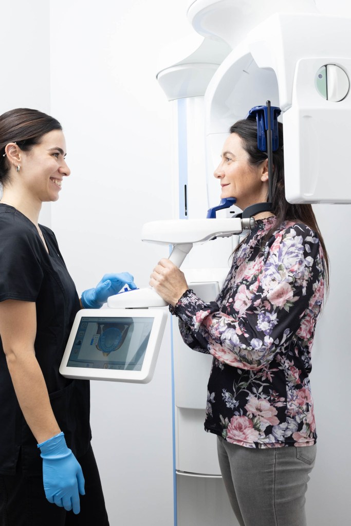 maxillofacial surgeon